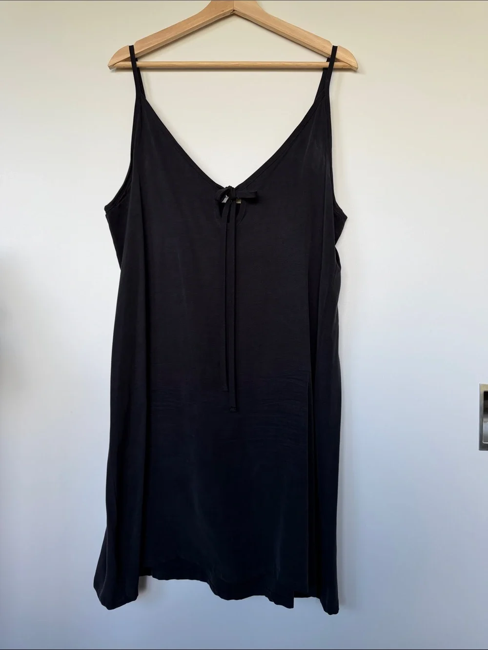 Eliza Faulkner Black Mini Dress - Picture 2 of 6